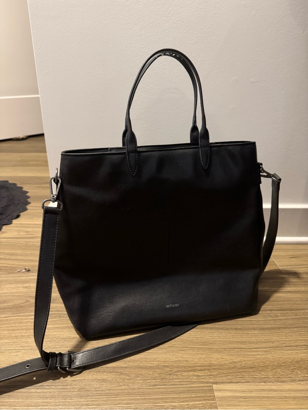Matt & Nat Black Minimalist Tote with Detachable Strap